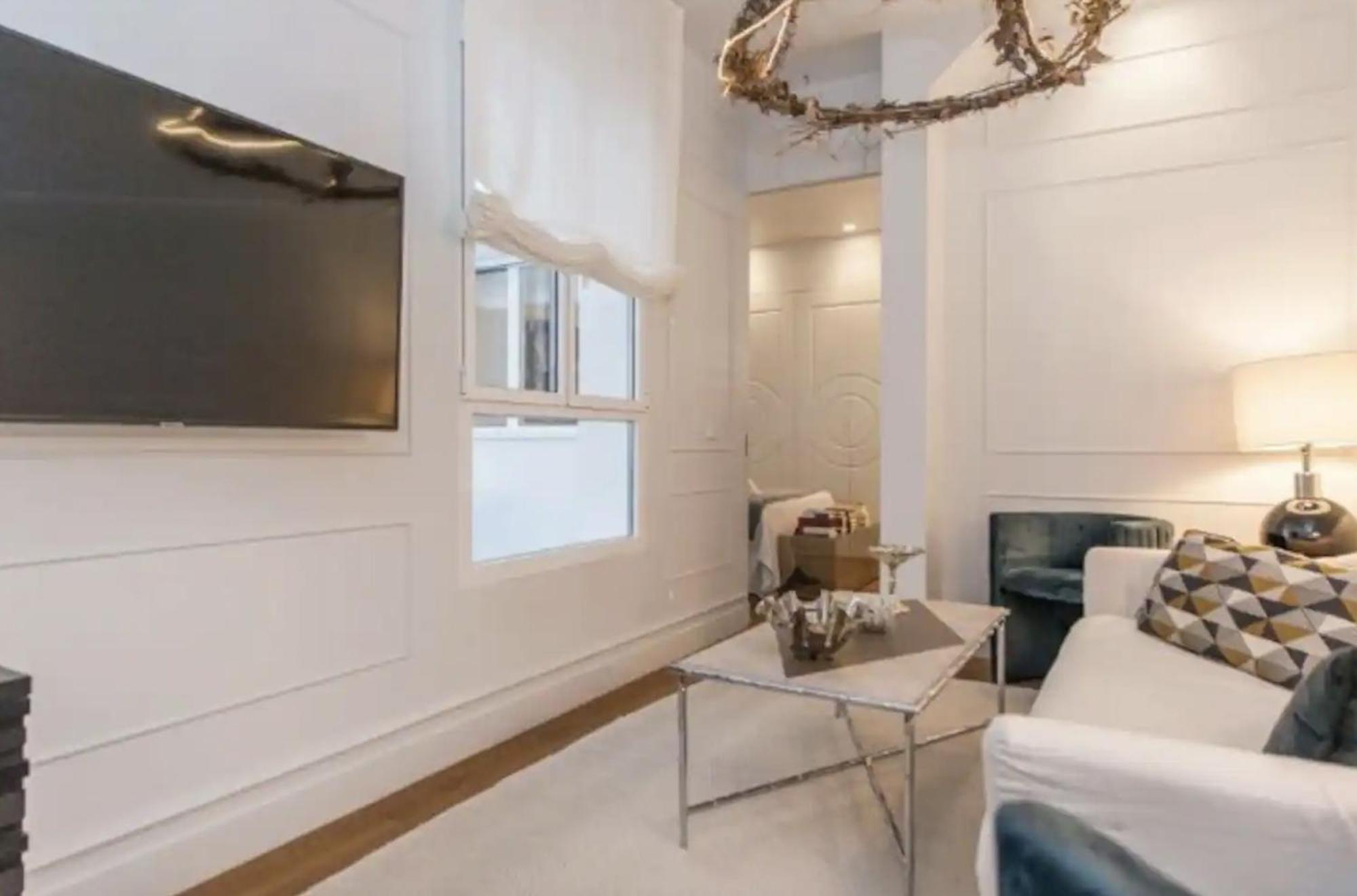 Appartamento Apartamento De Lujo En Neptuno Madrid Esterno foto